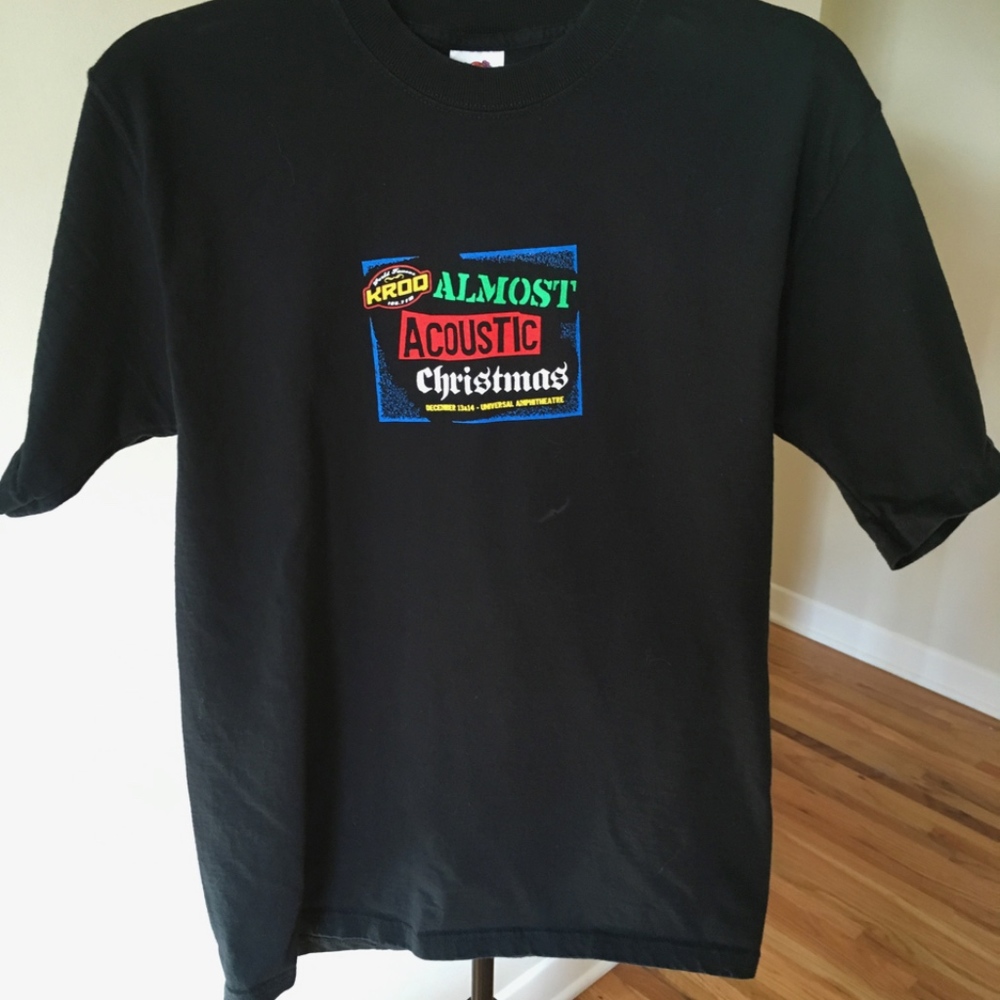 KROQ Almost Acoustic Christmas 2003 T-Shirt Size M